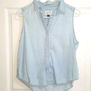 UNIVERSAL THREAD TOP